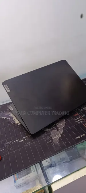 Laptop Lenovo IdeaPad 100 24GB AMD Ryzen 5 SSD 256GB