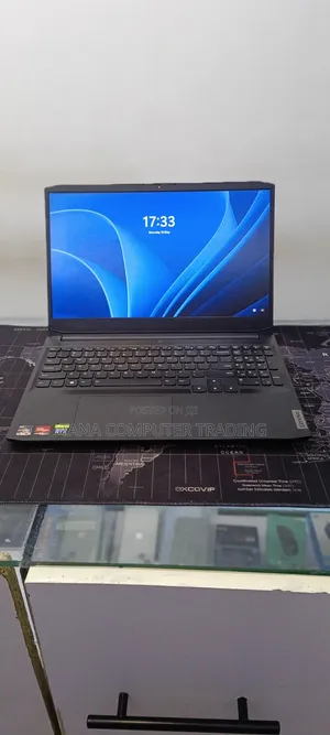 Laptop Lenovo IdeaPad 100 24GB AMD Ryzen 5 SSD 256GB