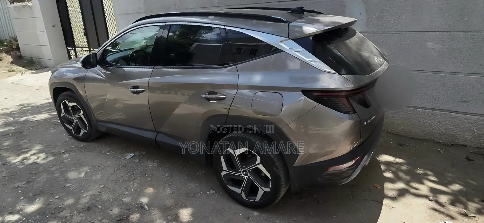 Hyundai Tucson 2022 Brown