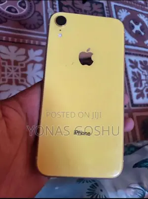 Apple iPhone XR 64 GB Yellow