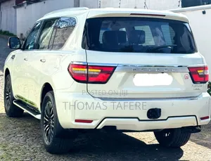 Nissan Patrol 2021 White