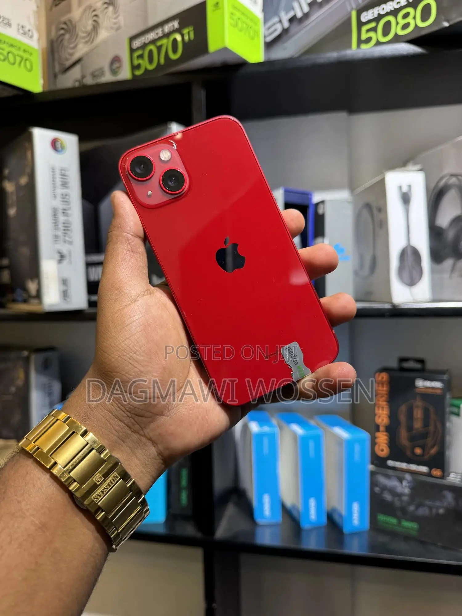 New Apple iPhone 13 128 GB Red