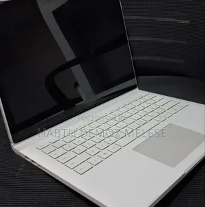 New Laptop Microsoft Surface Book 2 16GB Intel Core i7 SSD 512GB