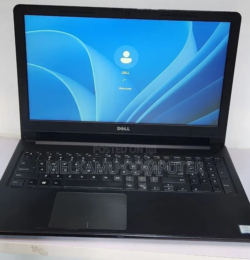 New Laptop Dell Vostro 1015 8GB Intel Core i5 HDD 500GB