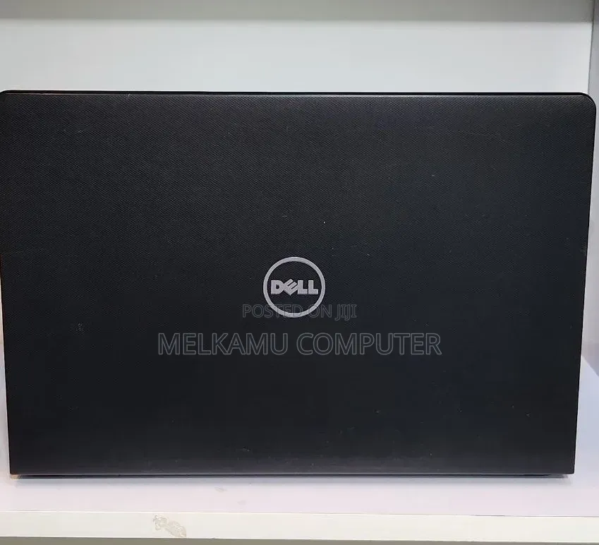 New Laptop Dell Vostro 1015 8GB Intel Core i5 HDD 500GB