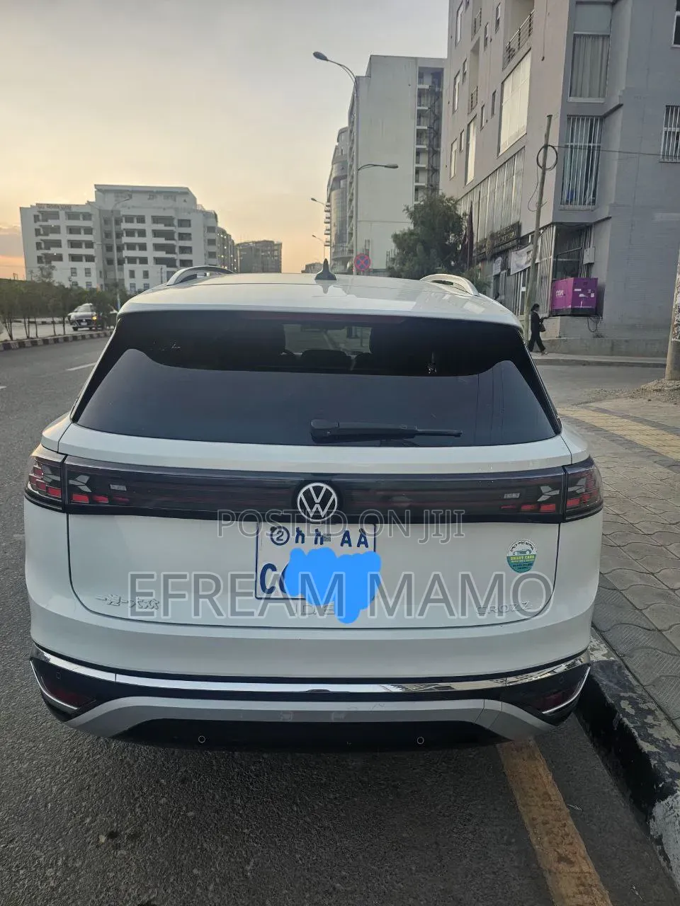 Volkswagen ID.6 2024 White