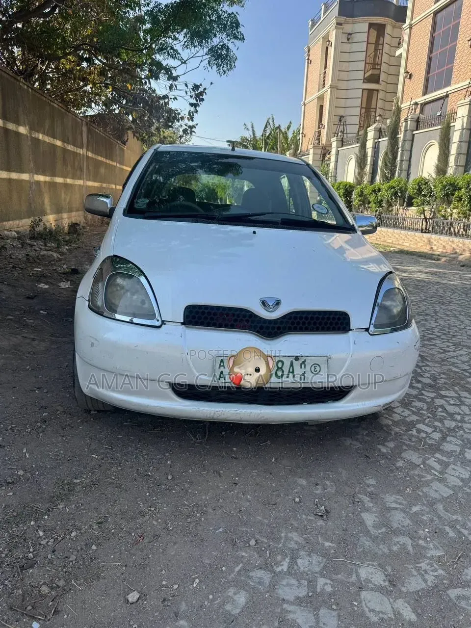 Toyota Vitz 2001 White
