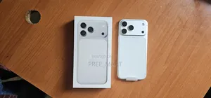 New Apple iPhone 17 Pro Max 256 GB Silver