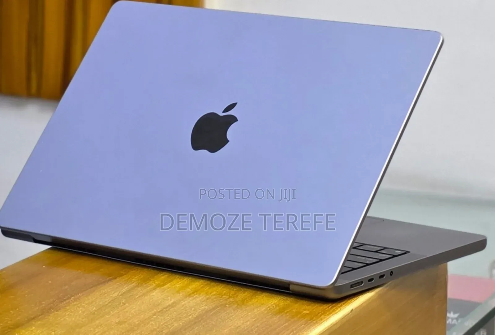 New Laptop Apple MacBook Pro M1 16GB Apple M1 Pro SSD 512GB