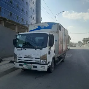 Isuzu. Be Container 2016 Whtie