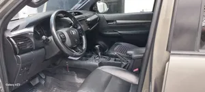 Toyota Hilux 2022 Gray