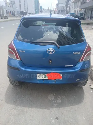 Toyota Yaris 2010 Blue