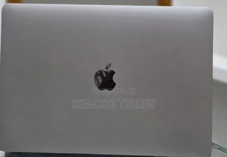New Laptop Apple MacBook Air 2020 M1 8GB Apple M1 SSD 256GB