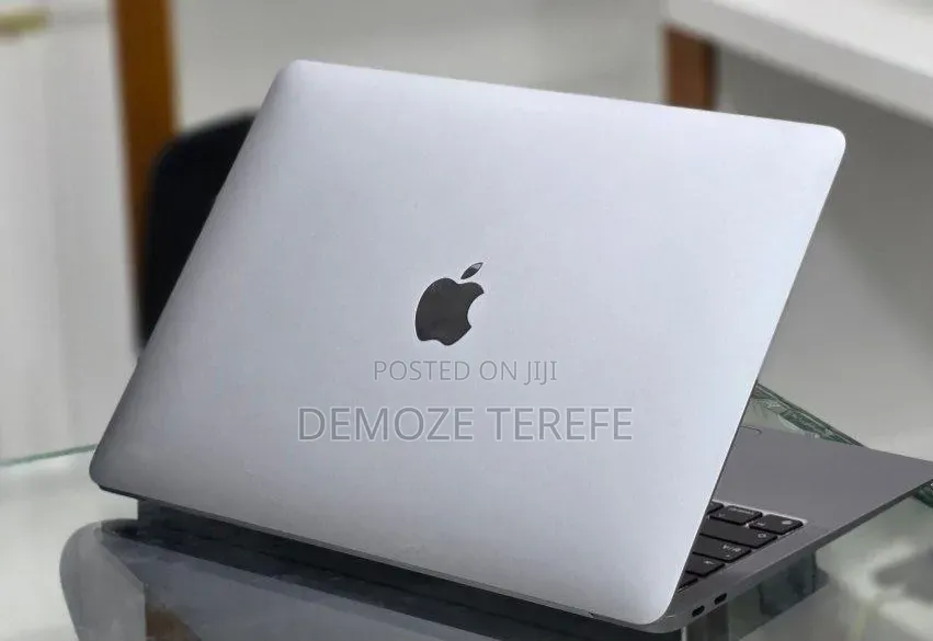 New Laptop Apple MacBook Air 2020 M1 8GB Apple M1 SSD 256GB