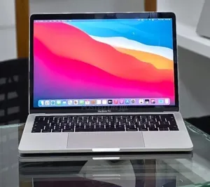 New Laptop Apple MacBook Pro 2019 16GB Intel Core i7 SSD 256GB
