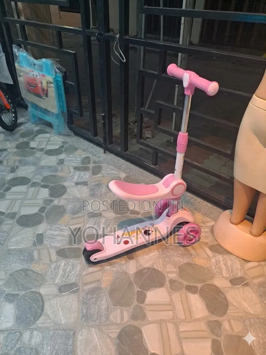 Brand New Scooter Pink