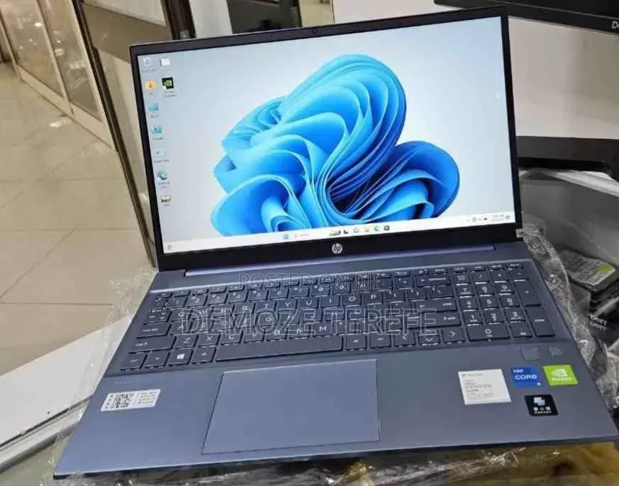 New Laptop HP Pavilion 15 16GB Intel Core i5 SSD 512GB