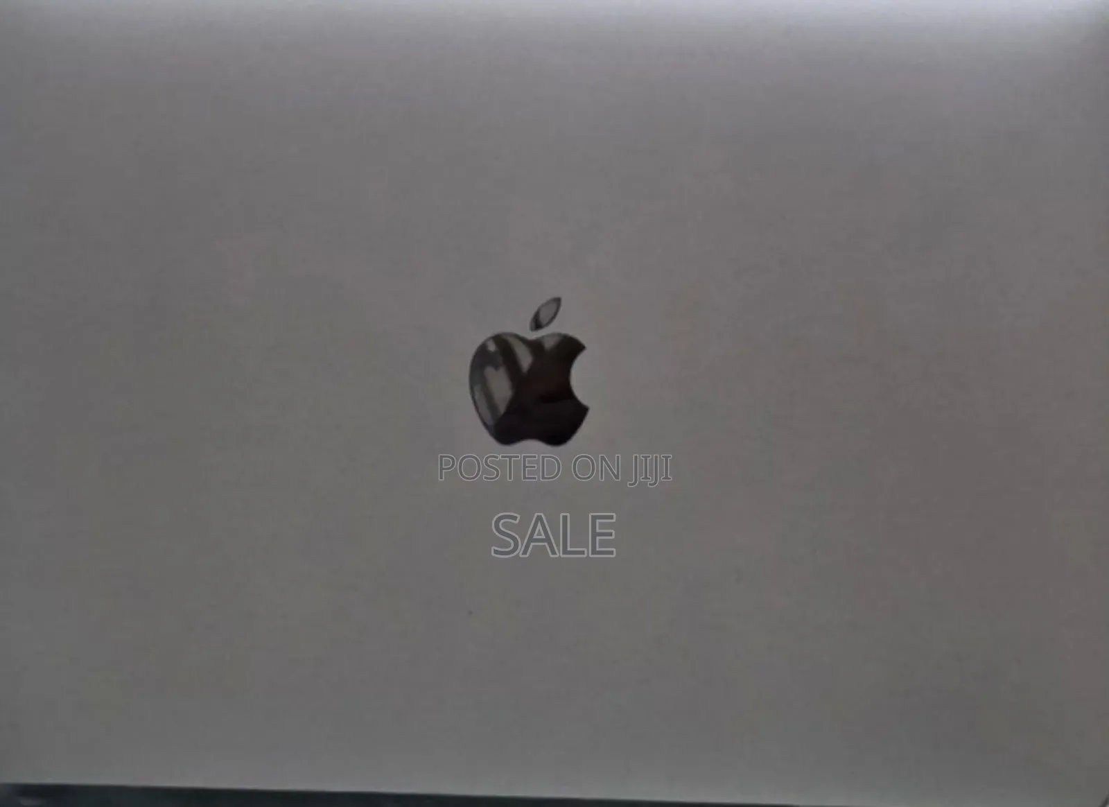 New Laptop Apple MacBook Air 2020 M1 8GB Apple M1 SSD 256GB