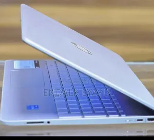 New Laptop HP 8GB Intel Core i3 SSD 256GB