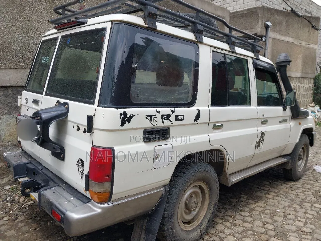 Toyota Land Cruiser 2013 White