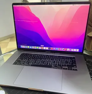 New Laptop Apple MacBook Pro 2019 32GB Intel Core i9 SSD 512GB