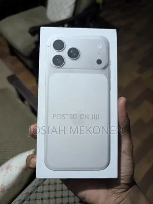 New Apple iPhone 17 Pro Max 256 GB Silver