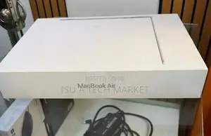 New Laptop Apple MacBook Air 2025 M4 13-inch 16GB Apple M4 SSD 256GB