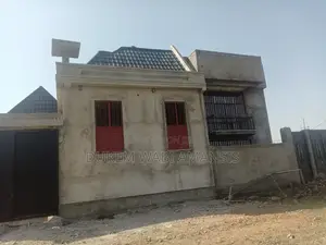 7bdrm Villa in Dukem Bishoftu, East Shewa for sale
