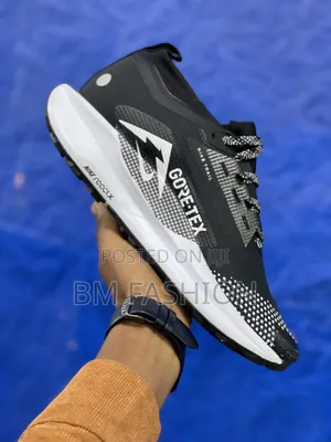 Nike React X Trail