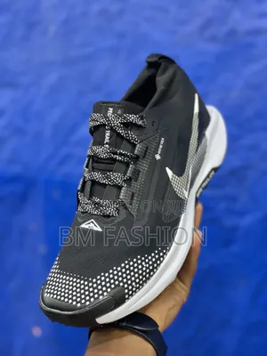 Nike React X Trail