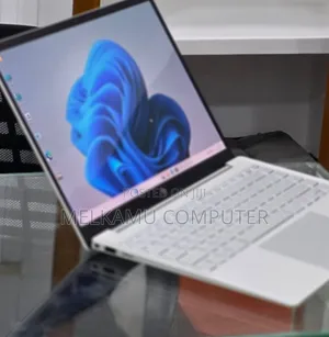 New Laptop HP Pavilion 14 16GB Intel Core i5 SSD 1T