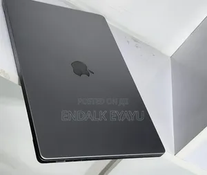 New Laptop Apple MacBook Pro M1 16GB Apple M1 Pro SSD 512GB