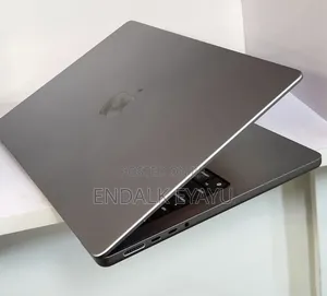 New Laptop Apple MacBook Pro M1 16GB Apple M1 Pro SSD 512GB