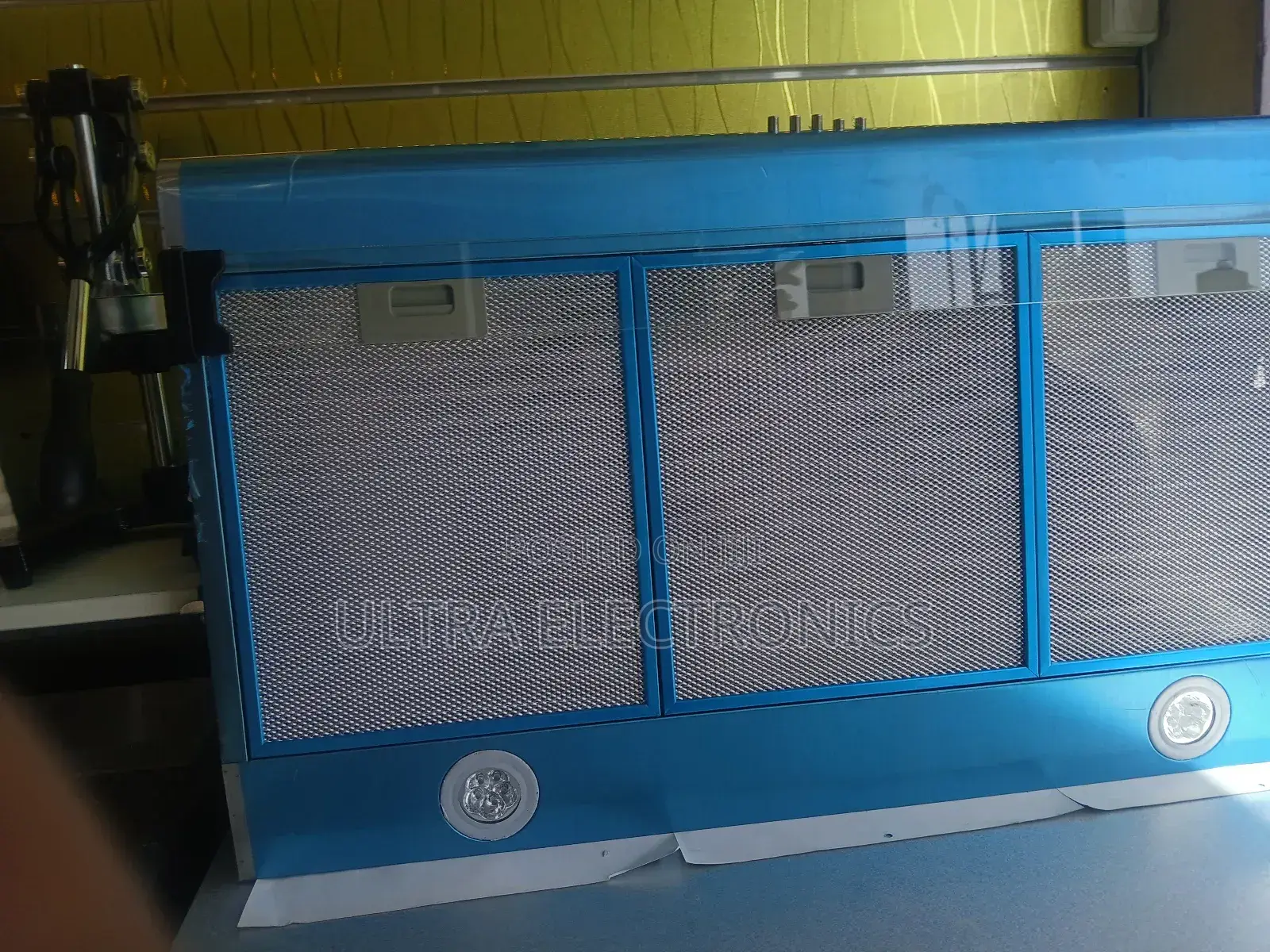 Saker Range Hood Blue Kitchen With Mesh Filters and Built-