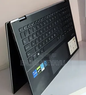 New Laptop Asus 16GB Intel Core i7 SSD 512GB