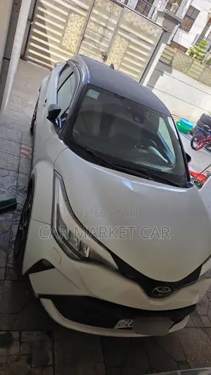 Toyota C-HR Limited FWD 2020 White
