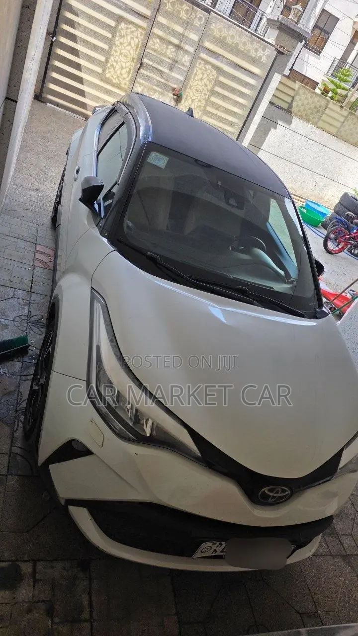 Toyota C-HR Limited FWD 2020 White