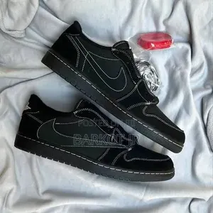 Traviscott Air Jordan 1 Low Black