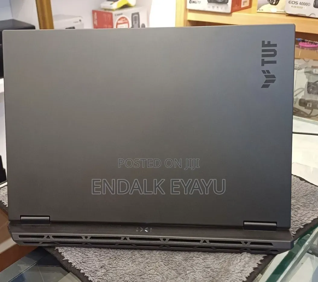 New Laptop Asus 32GB Intel Core i7 SSD 1T