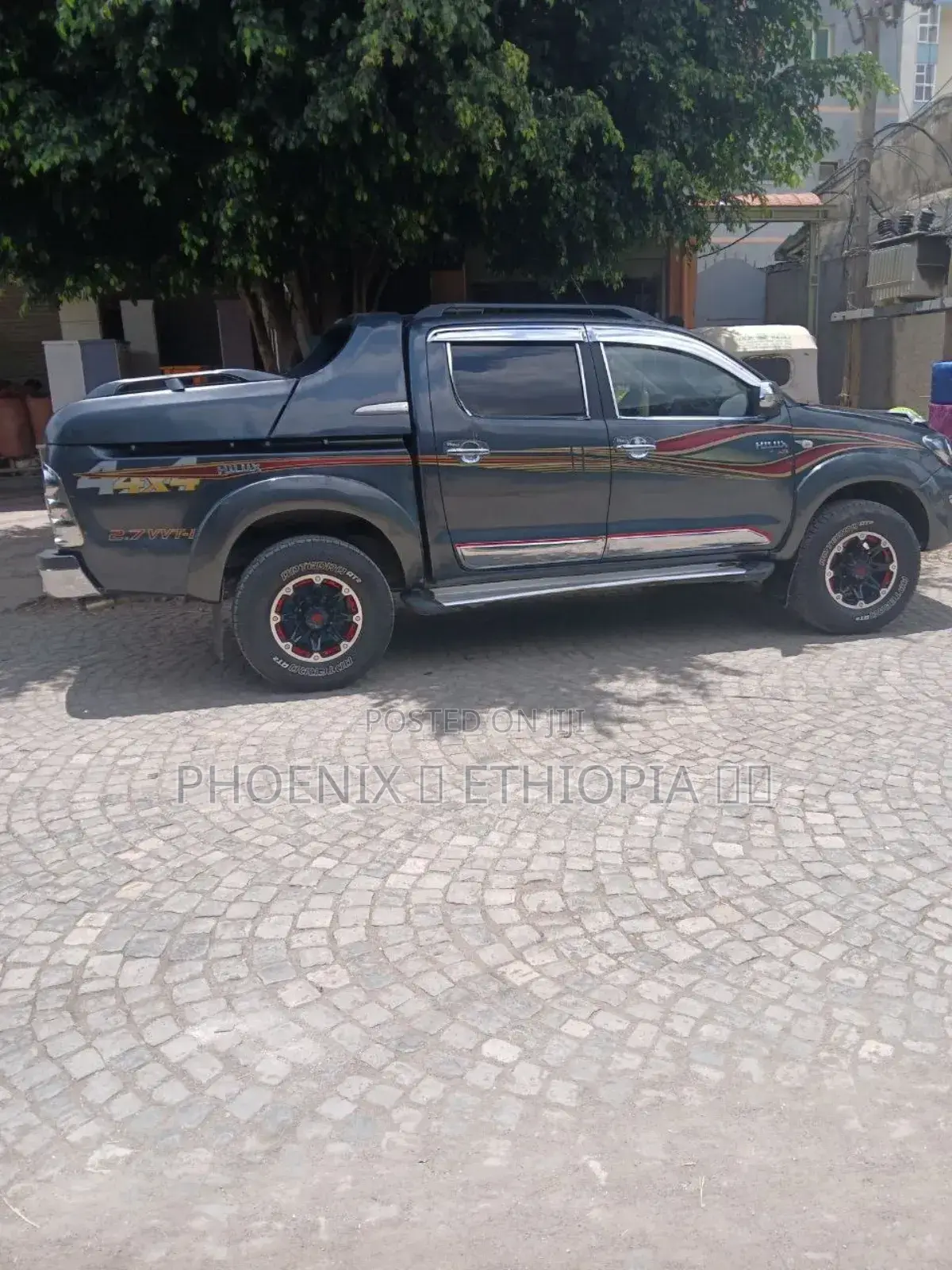 Toyota Hilux 2010 Gray