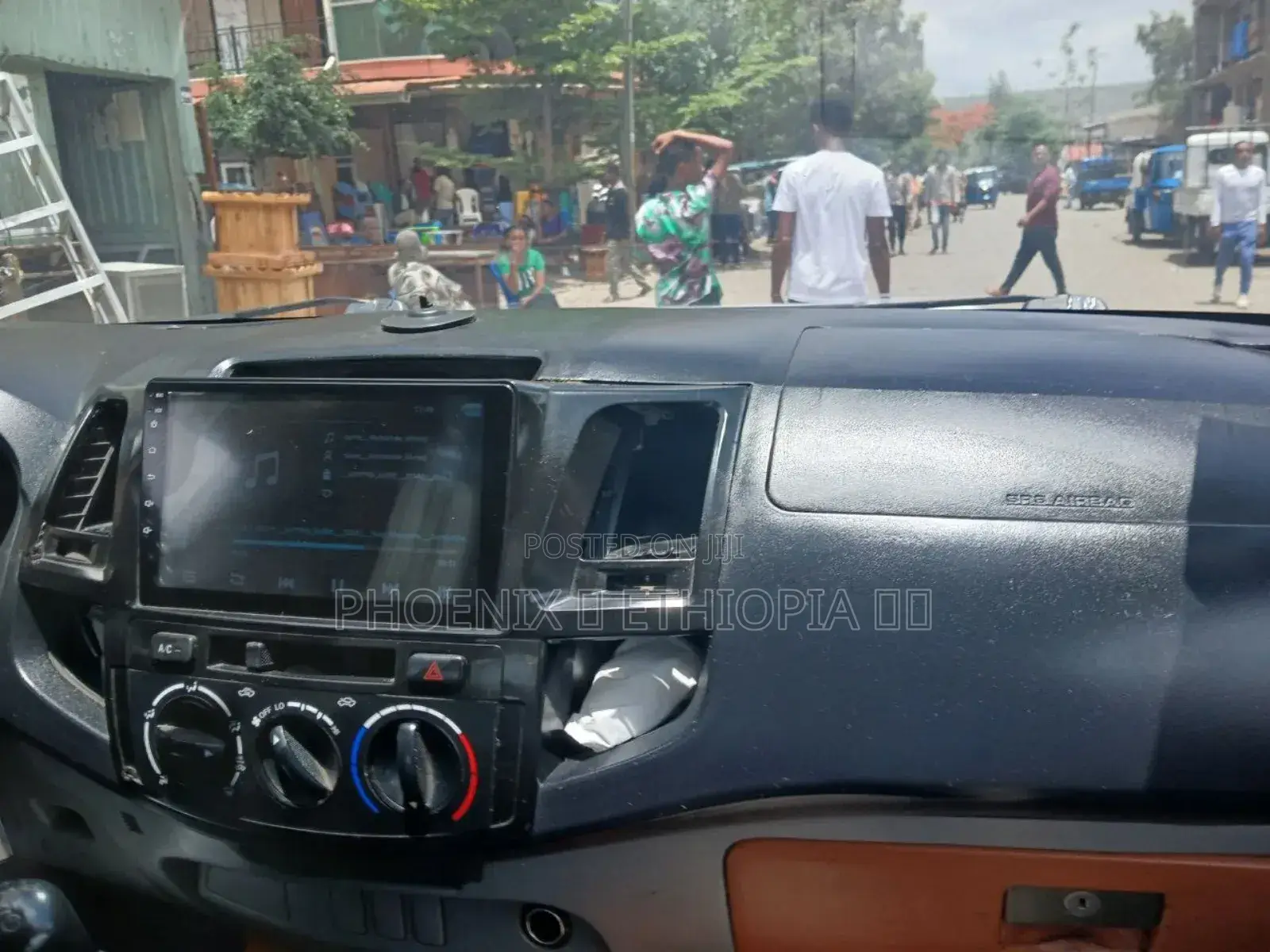 Toyota Hilux 2010 Gray