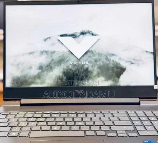 New Laptop HP Victus 16 16GB Intel Core i7 SSD 1T