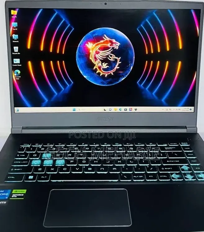 New Laptop MSI GS65 Stealth Thin 8RE 16GB Intel Core i5 SSD 512GB