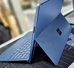New Microsoft Surface Pro 11th Edition, a Copilot+ PC 16GB SSD 512GB
