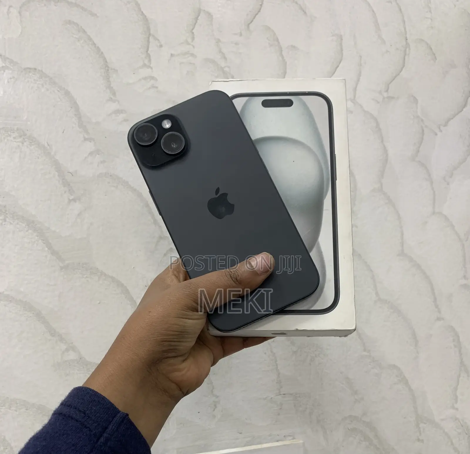 New Apple iPhone 15 128 GB Black