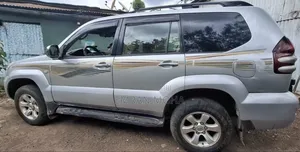 Toyota Land Cruiser Prado 2005 Silver