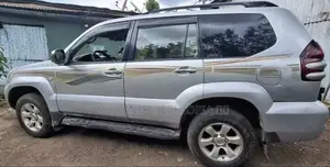 Toyota Land Cruiser Prado 2005 Silver