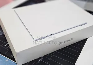 New Laptop Apple MacBook Air 2025 M4 13-inch 16GB Apple M4 SSD 256GB