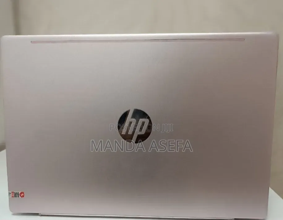 New Laptop HP Pavilion 14 8GB Intel Core i5 SSD 512GB
