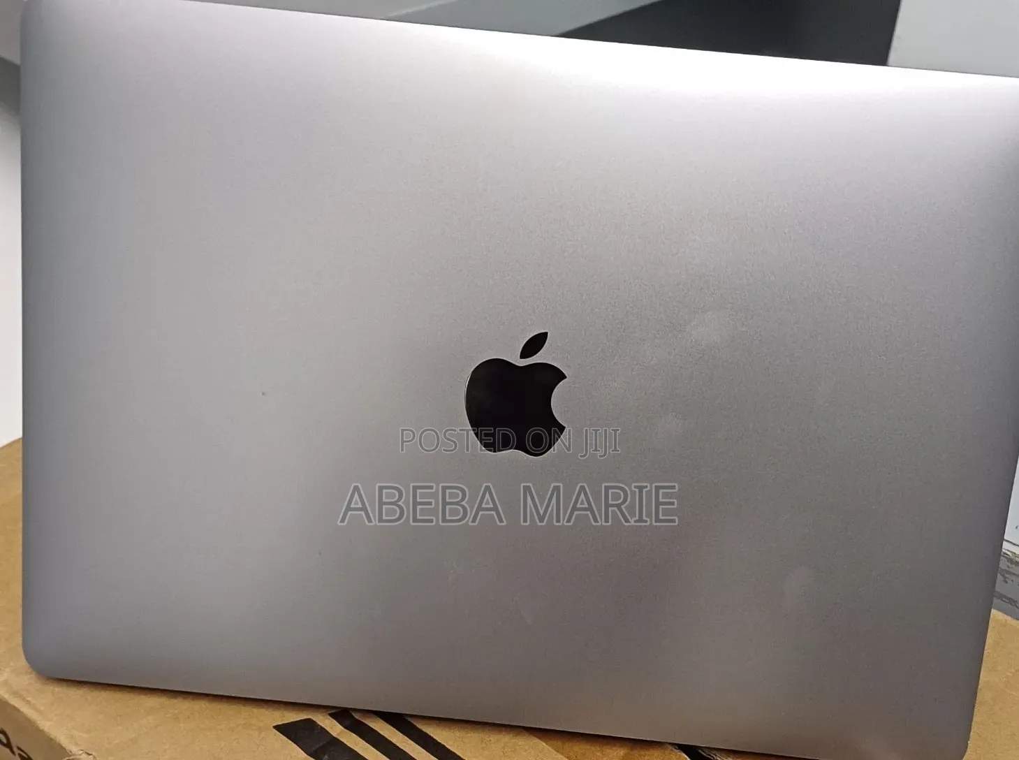 New Laptop Apple MacBook Air 2020 M1 16GB Apple M1 SSD 512GB